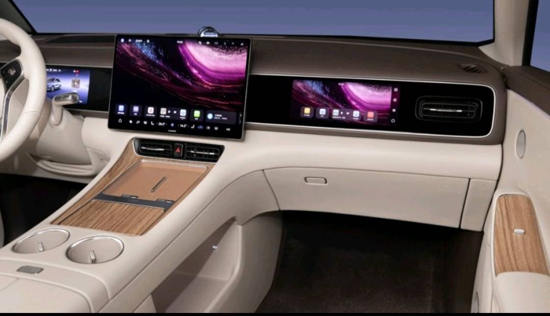 新問界M7上市即賣爆